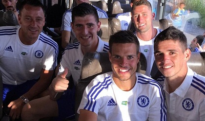 Tin chuyển nhượng Chelsea: Mourinho dồn tiền mua hậu vệ mới