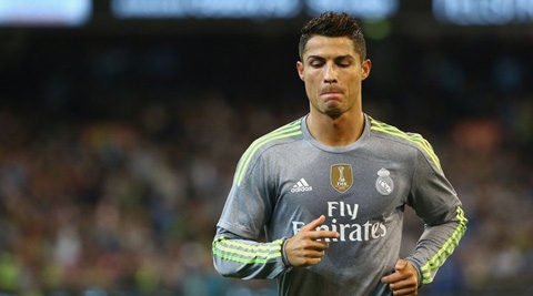 PSG đặt ‘núi tiền’ hỏi mua Cris Ronaldo