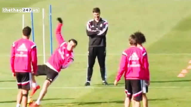VIDEO: Pha khống chế bóng hài hước của Gareth Bale trên sân tập Real