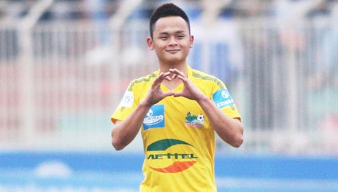 VIDEO: 3 siêu phẩm của 'Messi xứ Thanh' tại V-League 2015