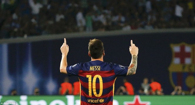 VIDEO: Màn trình diễn siêu hạng của Messi ở Siêu cúp châu Âu 2015