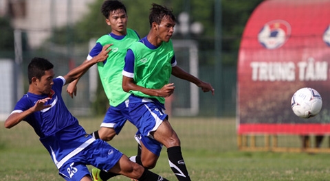 HLV U19 Lào: Cầu thủ HAGL chưa thể cạnh tranh tại Lao League