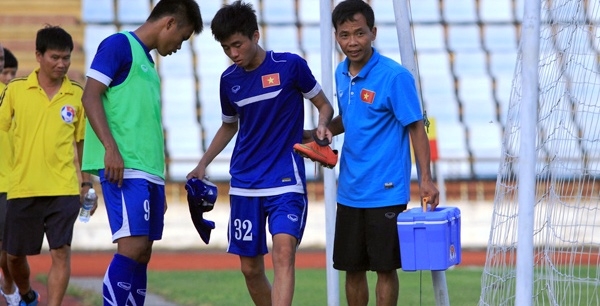 U19 Việt Nam đang chơi 'canh bạc' với Thanh Hậu
