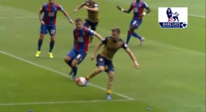 VIDEO: Ramsey gây bất ngờ với pha giật gót đầy tinh tế
