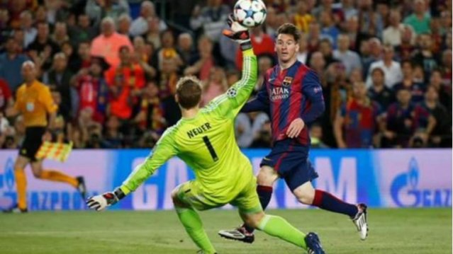 VIDEO: Messi nhận giải bàn thắng đẹp của năm với pha qua người 'thần thánh'