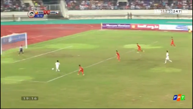 VIDEO: Thủ môn Thanh Tuấn cứu cho U19 Việt Nam 1 bàn thua trông thấy