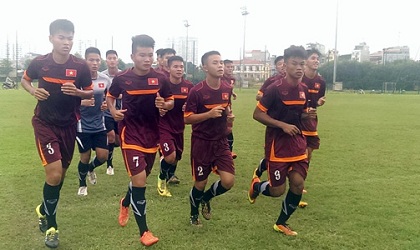 HLV Hoàng Anh Tuấn chỉ ra sự thua thiệt của U19 Việt Nam