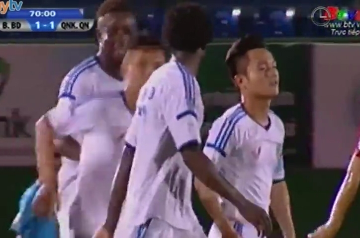 Video bàn thắng: Bình Dương 1-3 Quảng Nam (Vòng 25 - V.League 2015)
