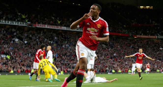 VIDEO: Pha solo ghi bàn đẳng cấp của Anthony Martial vào lưới Liverppol