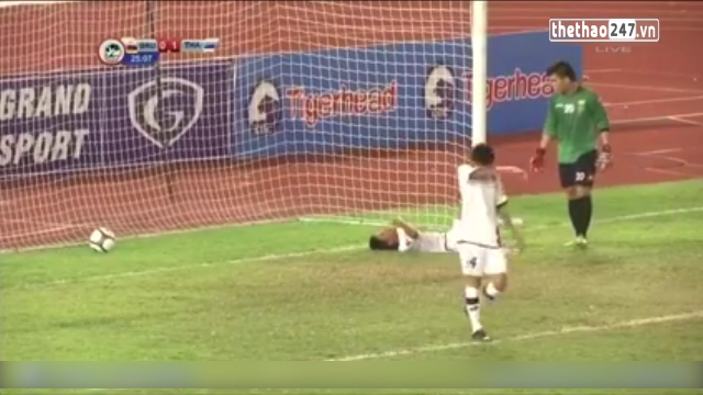 VIDEO: Pha phản lưới khiến đồng đội 'ngơ ngác' của cầu thủ Brunei
