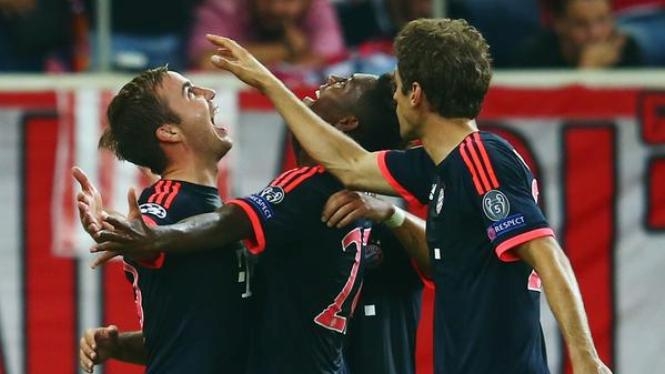 Video bàn thắng: Olympiakos 0-3 Bayern Munich