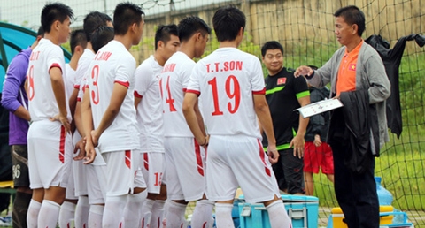 HLV Hoàng Anh Tuấn lý giải trận thua của U19 Việt Nam