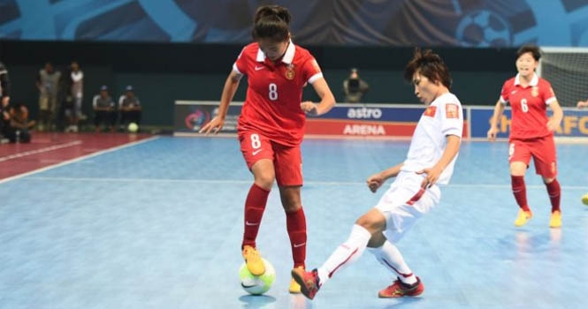 Futsal nữ Việt Nam thất bại cay đắng trước Trung Quốc