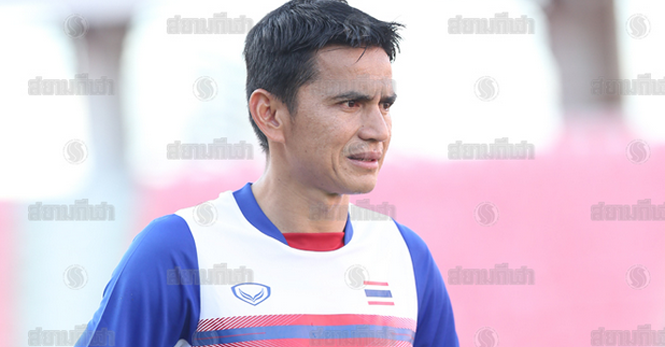 HLV Kiatisuk: “23 cầu thủ Thái Lan đủ sức đánh bại VN và Iraq”