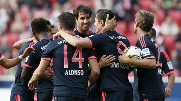 Video bàn thắng: Mainz 0-3 Bayern Munich - Người hùng Lewandowski