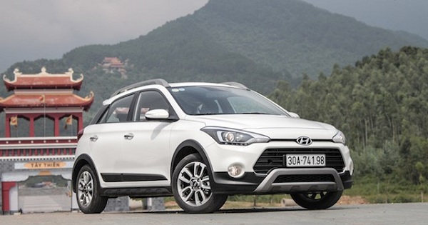 Đánh giá Hyundai i20 Active giá 619 triệu đồng