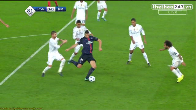 VIDEO: Ibrahimovic tái hiện pha kiến tạo gây sốc của Bendtner