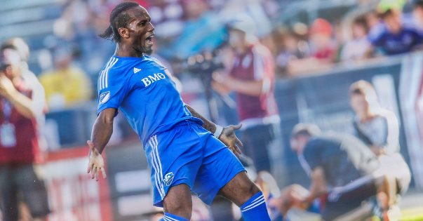 VIDEO: 2 siêu phẩm đánh gót thành bàn của Drogba trong vòng 2 phút ở MLS