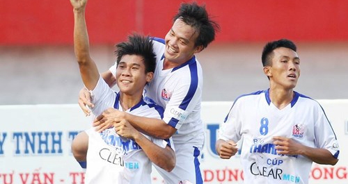 Hạ Bình Định, An Giang vào chung kết U21 Quốc gia