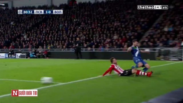 VIDEO: Thêm 1 pha vào bóng triệt hạ của cầu thủ PSV tại Champions League