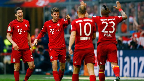 Video bbàn thắng: Bayern Munich 4-0 Stuttgart (Vòng 12 Bundesliga)