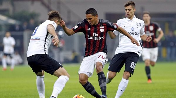 Video bàn thắng: AC Milan 0-0 Atalanta (Vòng 12 Serie A)