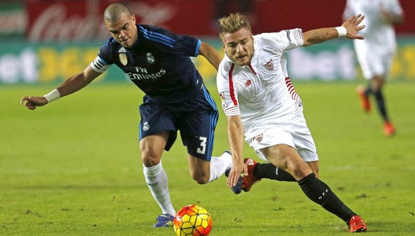 Video bàn thắng: Sevilla 3-2 Real Madrid (Vòng 11 La Liga)