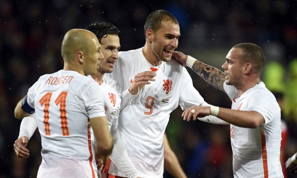 Video bàn thắng: Xứ Wales 2-3 Hà Lan (Giao hữu quốc tế)