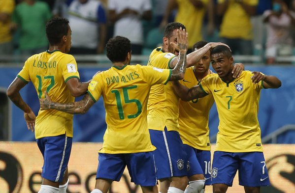 Video bàn thắng: Brazil 3-0 Perru (Vòng loại World Cup 2018)