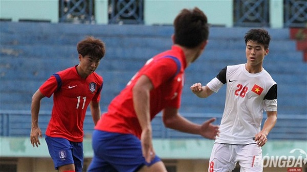 Hai đại diện của Việt Nam nói gì về U19 Hàn Quốc