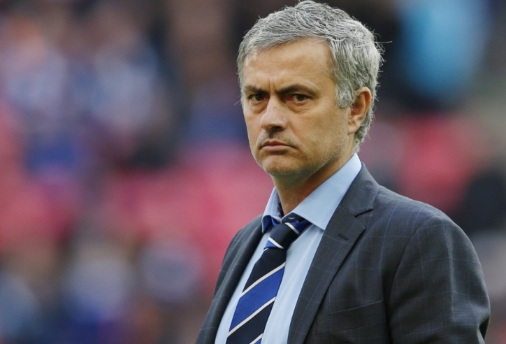 HLV Mourinho tuyên bố bất ngờ về kỳ CN mùa Đông