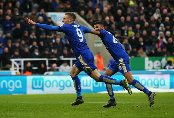 VIDEO: Hủy diệt Newcastle, Leicester đánh chiếm ngôi đầu Ngoại hạng Anh