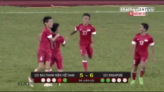 VIDEO: Cầu thủ Singapore dùng panenka kết liễu U21 Việt Nam