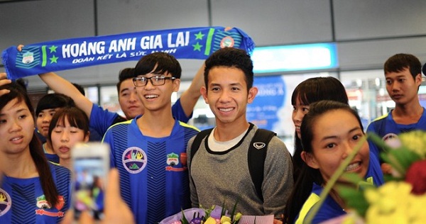 Các tuyển thủ U23 Việt Nam đã đổ bộ xuống Hà Nội