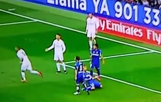 Khó tin: Ronaldo đòi pen dù Benzema đã ghi bàn vào lưới Getafe