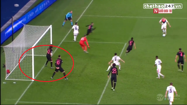 VIDEO: Ibrahimovic cứu thua xuất thần cho PSG nhờ 'thiết đầu công'