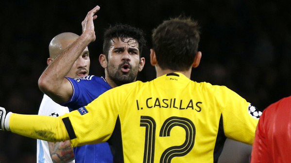 VIDEO: Tình huống Diego Costa phải nhận thẻ vàng vì chơi xấu Casillas