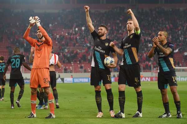 Highlights Olympiakos 0-3 Arsenal: Lách qua khe cửa hẹp!