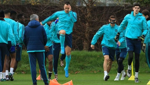 HLV Mourinho cảnh báo 4 cầu thủ chơi sa sút của Chelsea