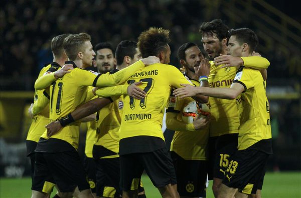 Video bàn thắng: Dortmund 4-1 Eintracht Frankfurt (Vòng 16 Bundesliga)