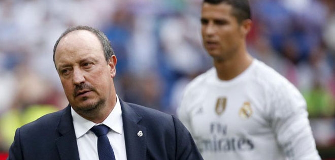 Rafa Benitez chuẩn bị khăn gói rời Real Madrid