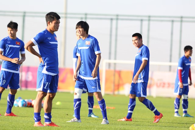 VIDEO: U23 Việt Nam tập luyện trước trận gặp U23 UAE