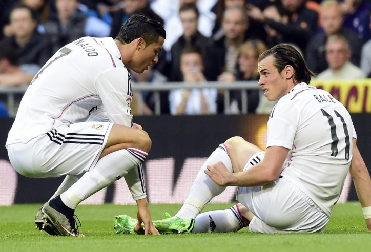 VIDEO: Khi Ronaldo quan tâm Bale như tri kỷ ở Real