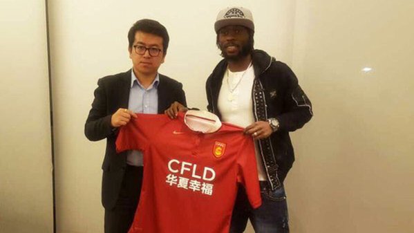 Cựu sao Arsenal chính thức sang Trung Quốc