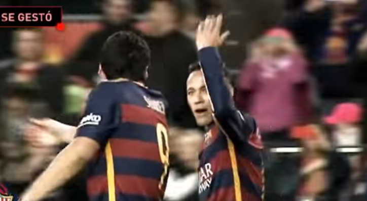 VIDEO: Toàn cảnh tình huống Suarez giành cơ hội của Neymar khi Messi sút pen