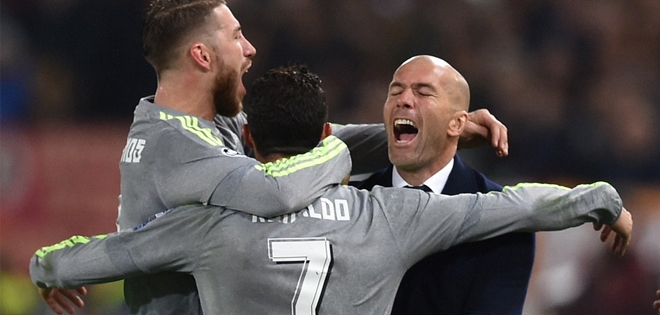 Ronaldo lập siêu phẩm giúp Real hạ gục Roma