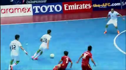 VIDEO: Farhad Tavakoli đi bóng khéo léo nâng tỷ số lên 2-0 cho Iran