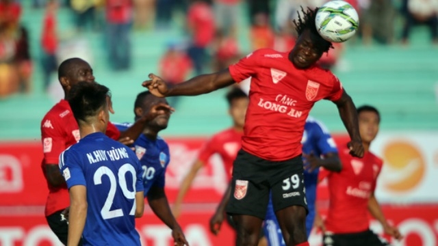 Video bàn thắng: ĐTLA 1-0 QNK Quảng Nam (Vòng 1 - V.League 2016)