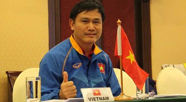 Bầu Tú chỉ ra điểm yếu của ĐT futsal Việt Nam trước World Cup
