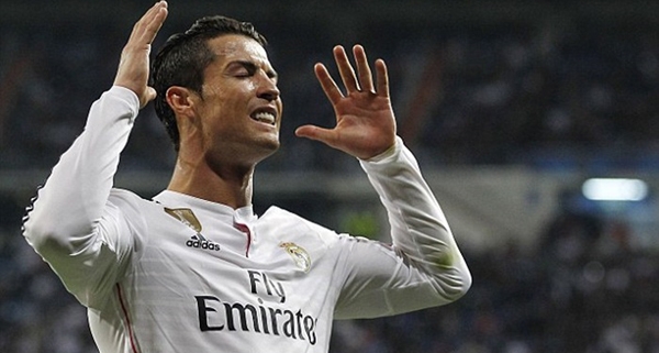 Ronaldo lên tiếng thanh minh vụ chê bai đồng đội